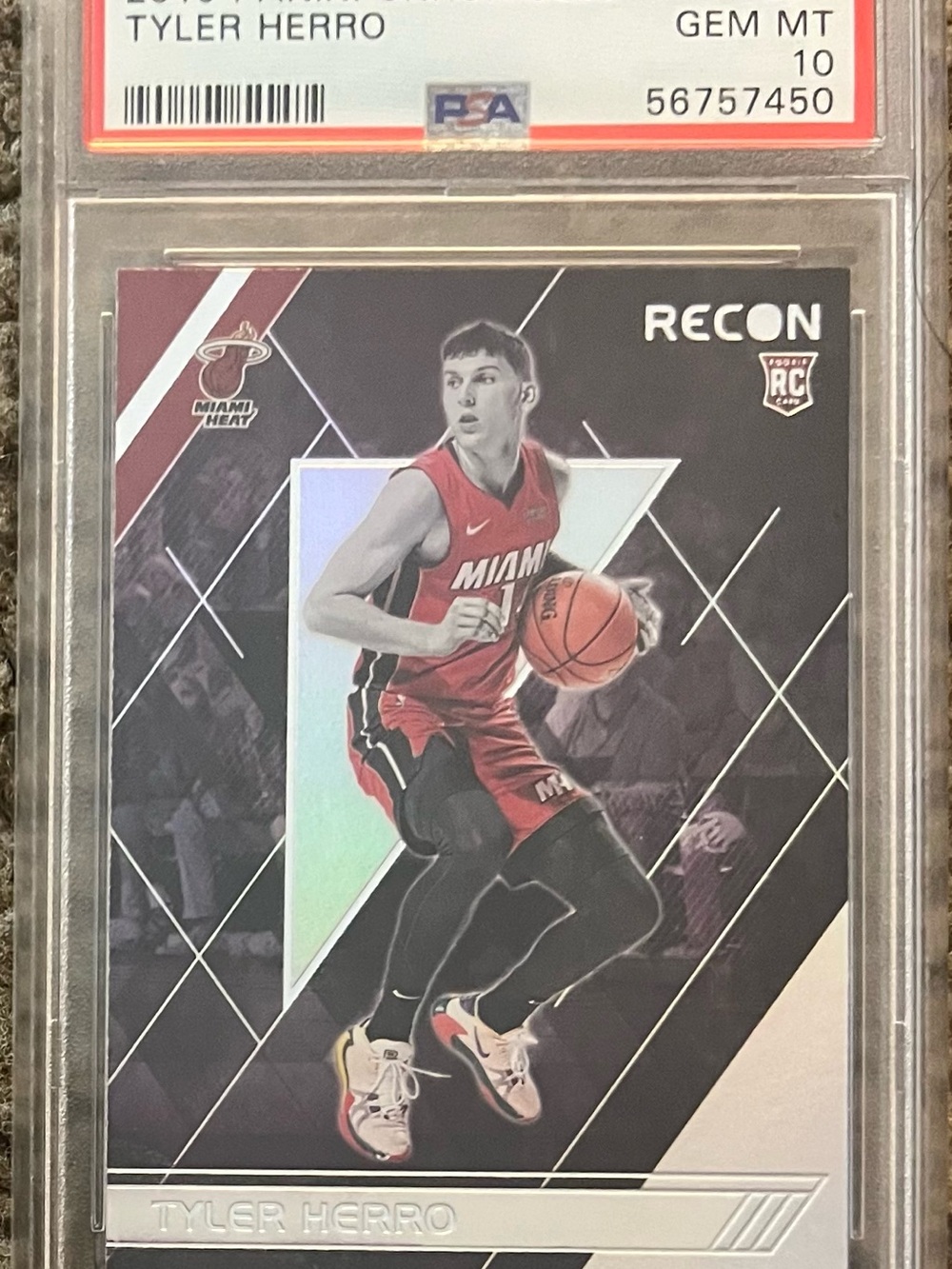 2019 Panini ReconTyler Herro Rookie Card PSA 10